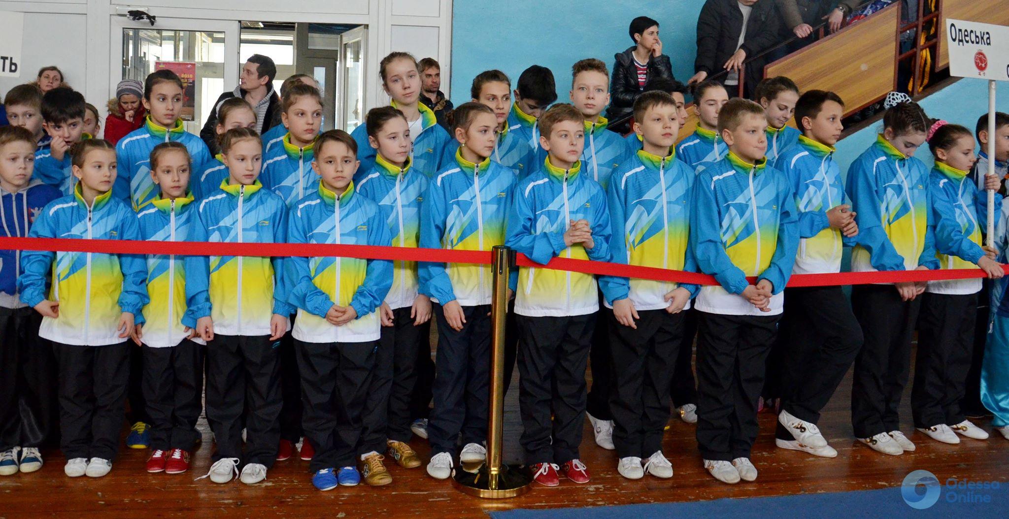 Сборная Одесской федерации ушу завоевала почти три десятка медалей юношеского чемпионата Украины