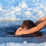 Одесские спасатели проверяют дно пляжей накануне Крещенских купаний