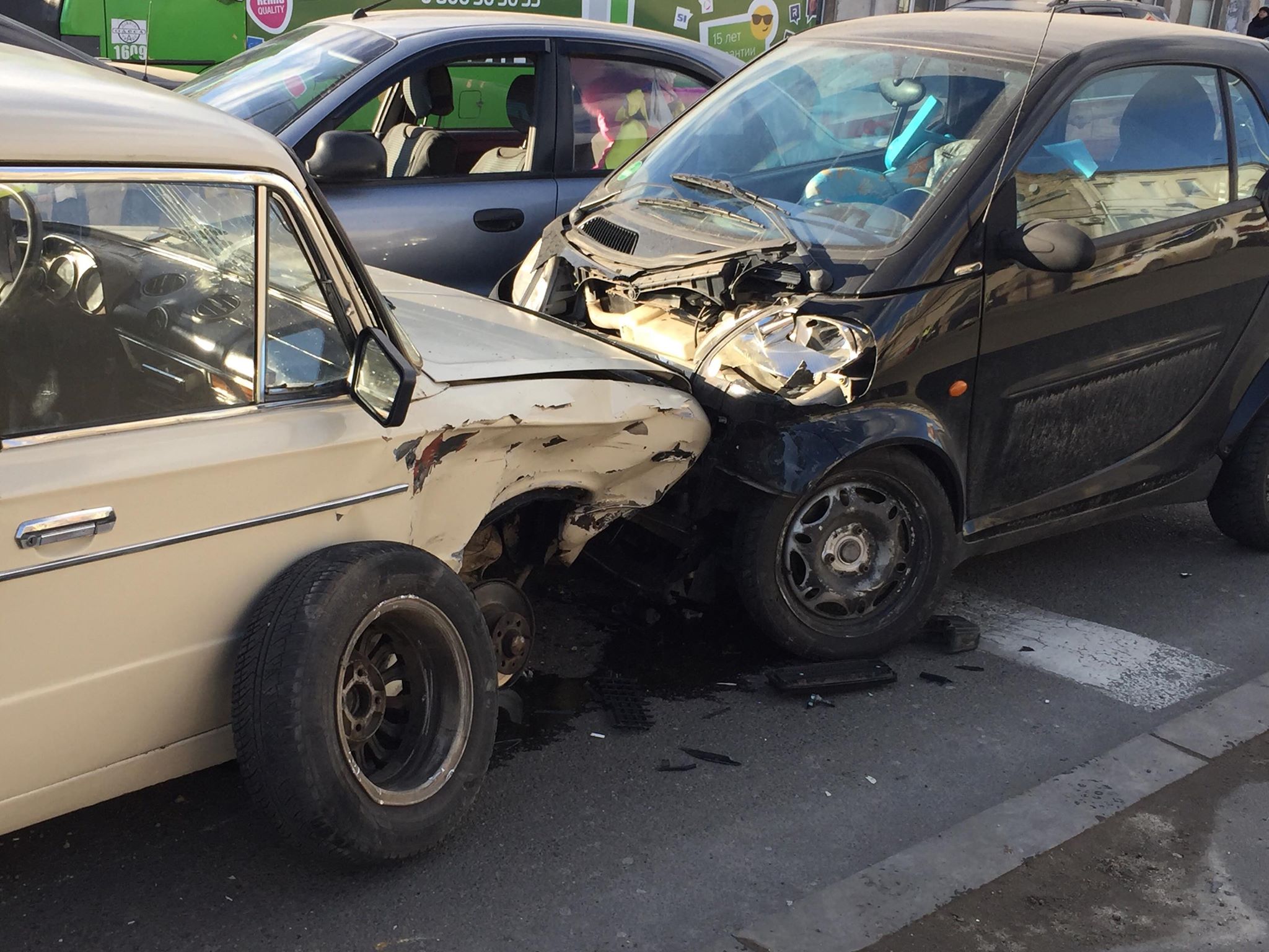 В Одессе столкнулись четыре автомобиля