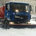 На улицы Одессы высыпали 868 тонн песчано-солевой смеси