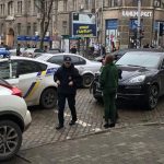 Одесса: полицейский автомобиль врезался в Porsche Cayenne