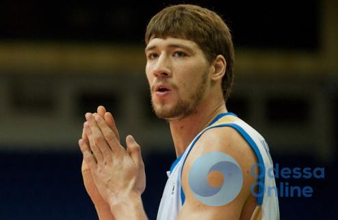 Одесский баскетболист помог сборной Украины обыграть в Киеве шведов