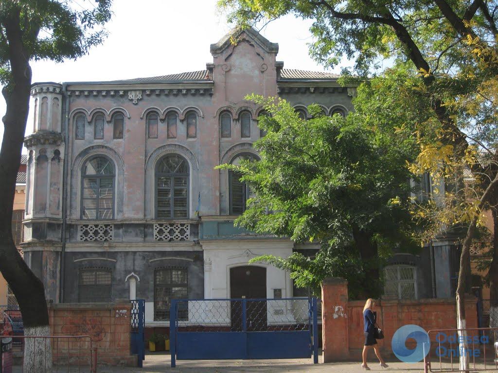 В Одессе отреставрируют школу-памятник архитектуры