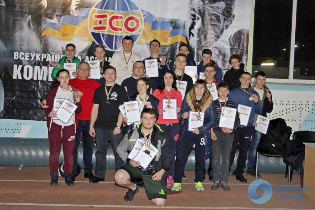 Одесситы заняли второе командное место на чемпионате Украины по набирающему популярность новому виду единоборств