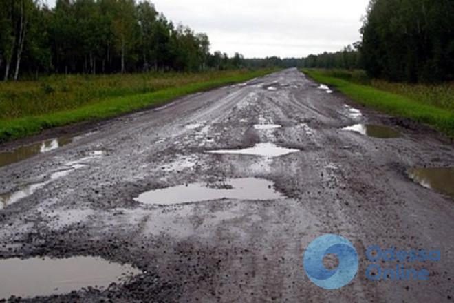 В Одесской области планируют закончить трехлетний ремонт дороги