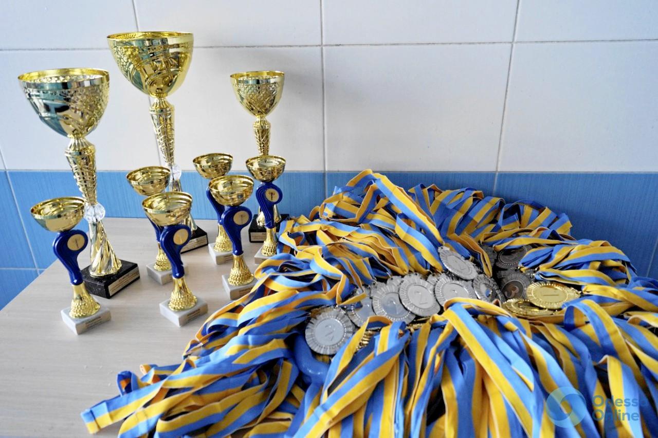 Одесситы заняли второе командное место в домашнем международном турнире по плаванию