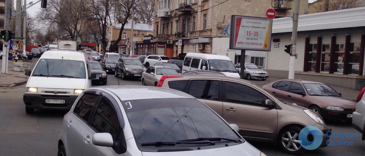 Дорожная обстановка: Суворовский район сковали пробки