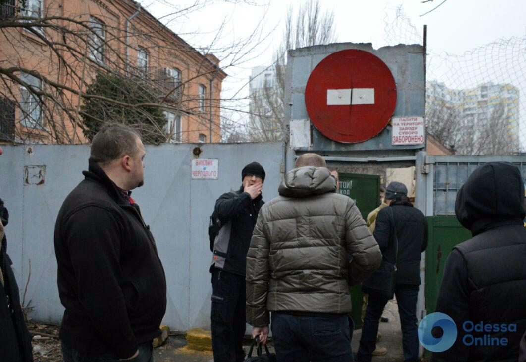 «Распродажа» одесского автомобильного завода: военные не могут добиться справедливости