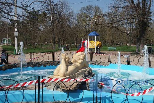 В парке Победы отремонтировали фонтан «Русалочка»