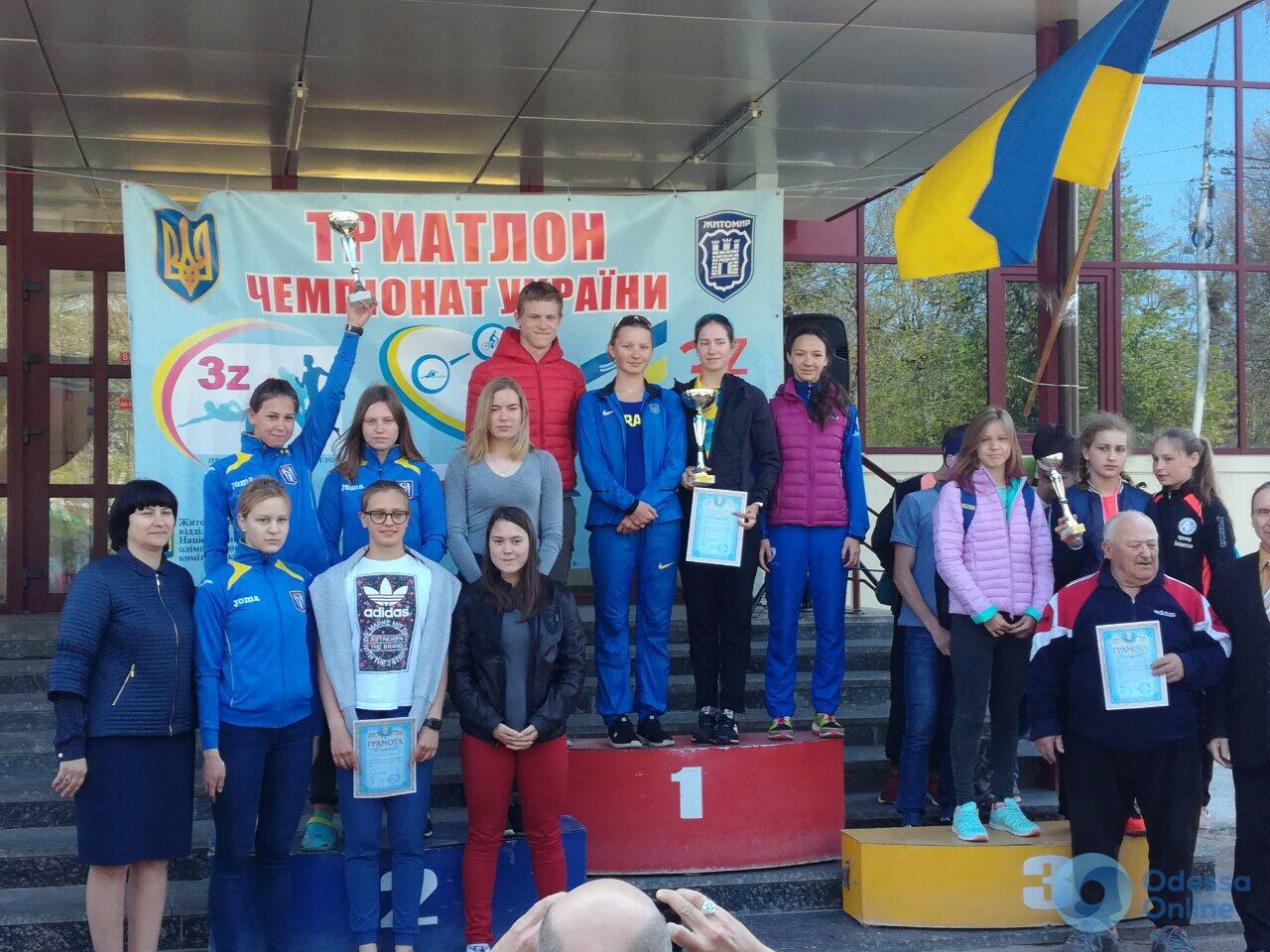 Одесские спортсмены завоевали медали двух чемпионатов Украины по триатлону