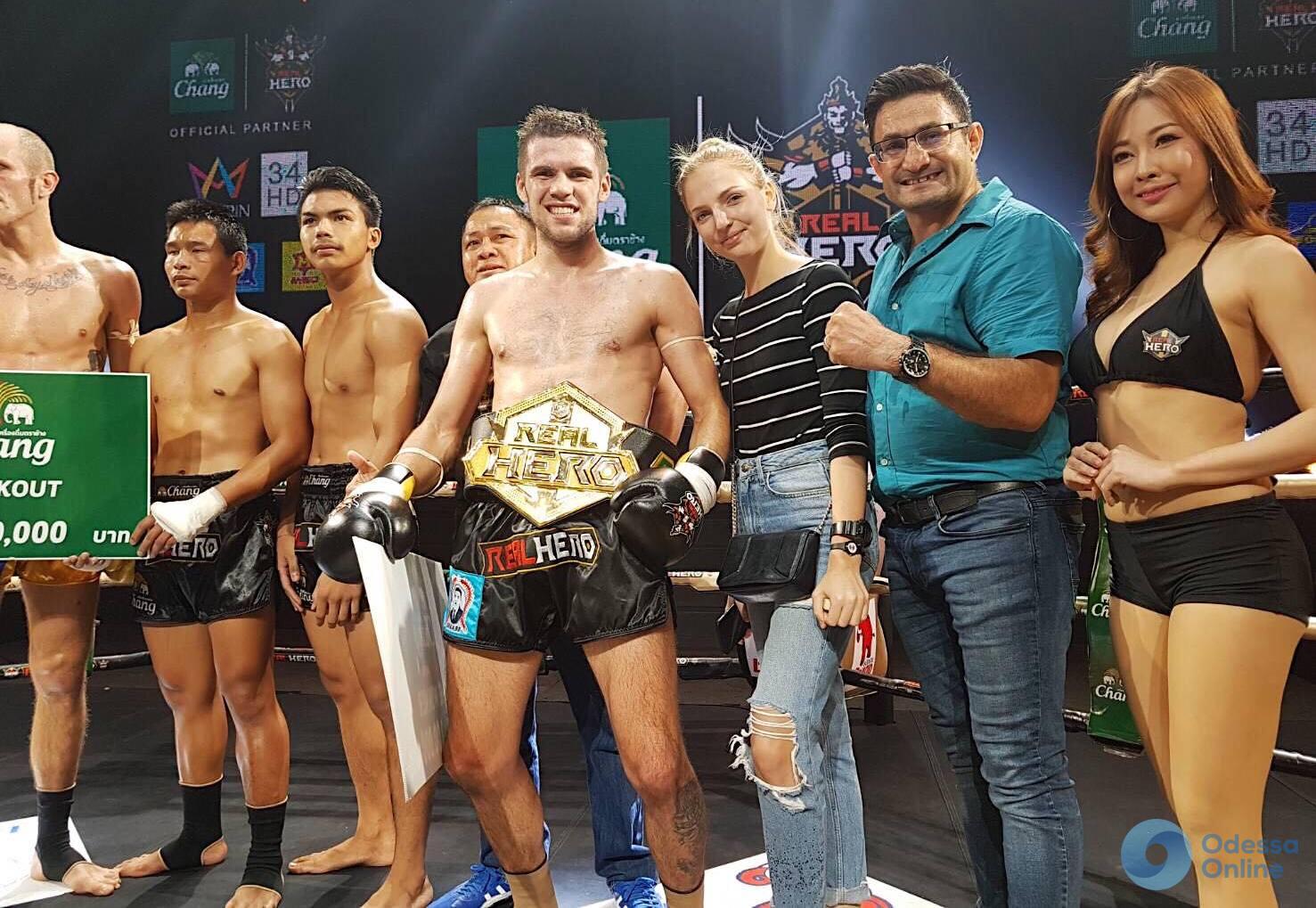 Одесский боец за 24 дня выиграл два международных турнира по таиландскому боксу