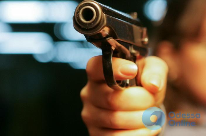 Стрельба в Одессе: мужчина угрожал оружием нацгвардейцам
