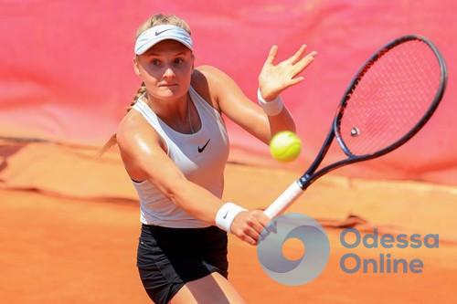Одесская теннисистка с боями проигрывает в финале турнира во Франции