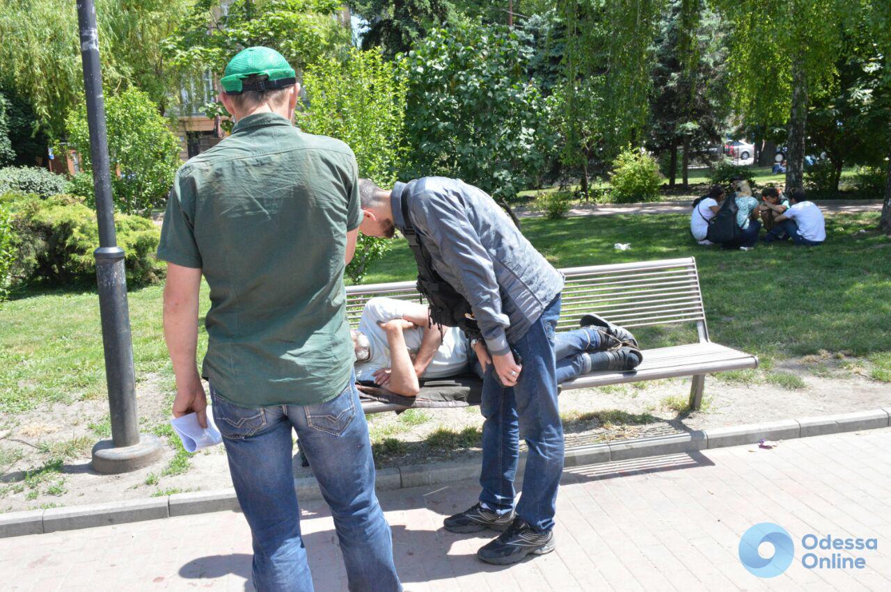 Одесса: активисты выгнали бездомных и ромов из центра города