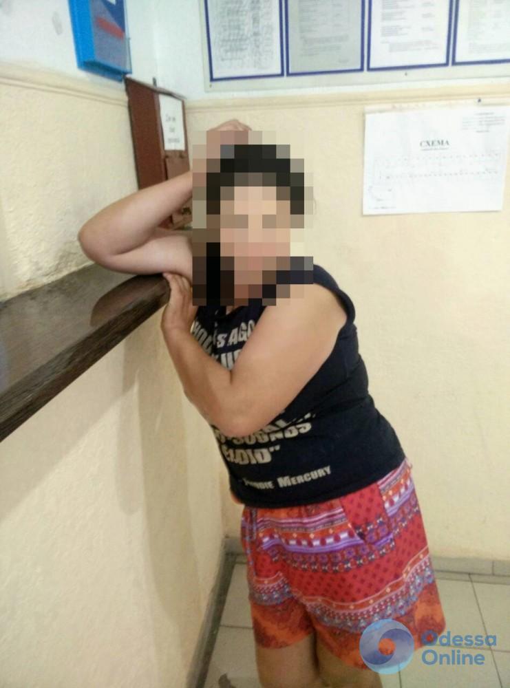 В одесском супермаркете задержали «фанатку гигиены»