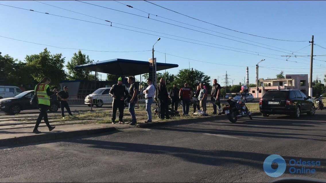 На Балковской столкнулись мотоцикл и легковушка