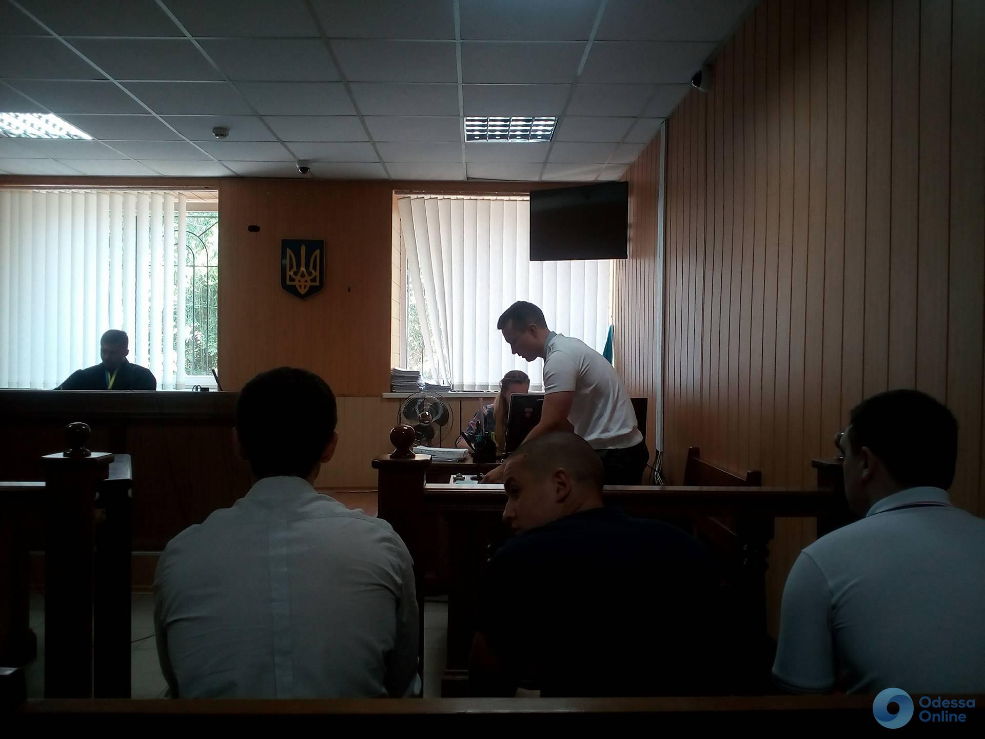 Одесса: дело забивших насмерть таксиста студентов ОГУВД начали слушать заново