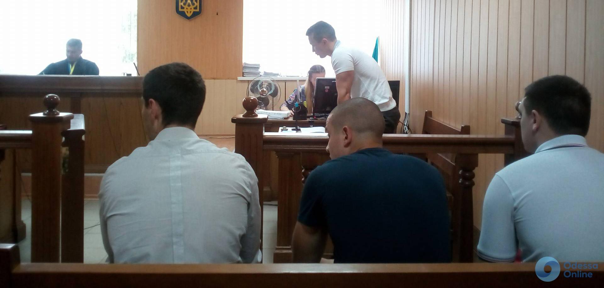 Одесса: дело забивших насмерть таксиста студентов ОГУВД начали слушать заново