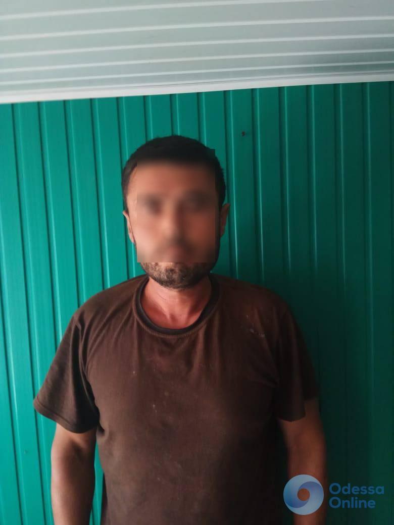 В Каролино-Бугазе задержали узбекского разбойника