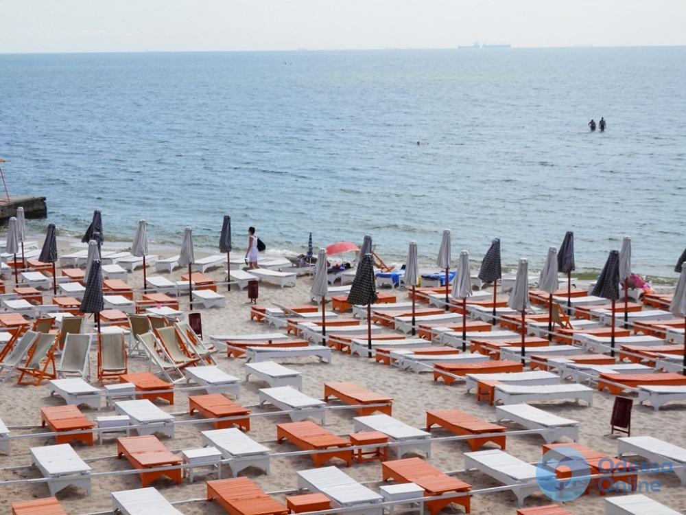 Арендаторы одесских пляжей задолжали городу почти 2 миллиона гривен