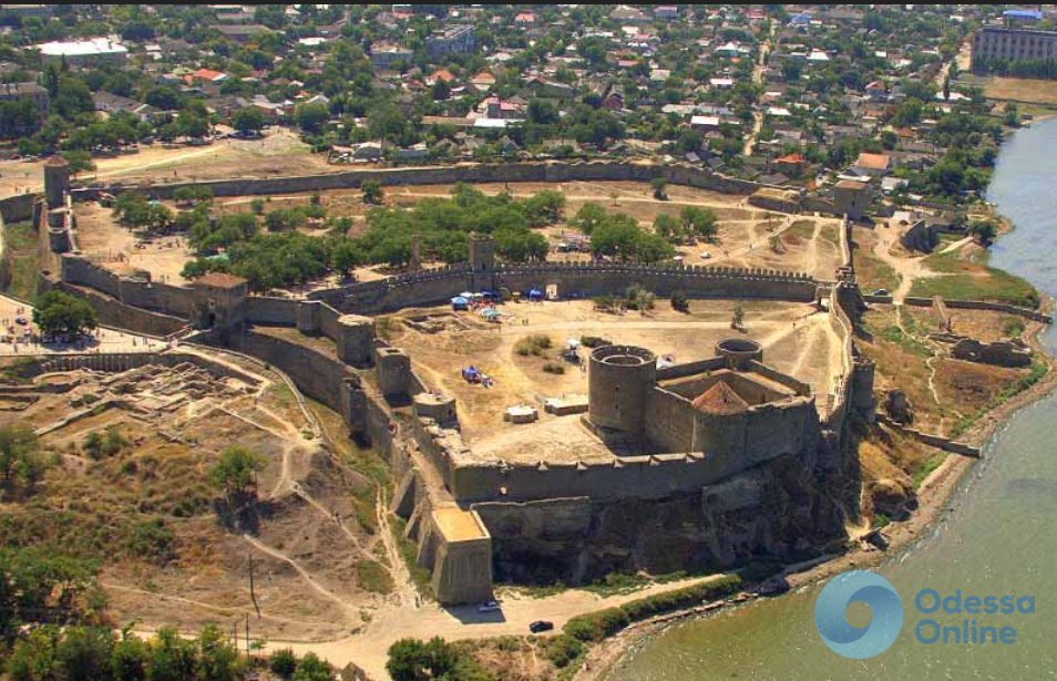 Аккерман: турки помогут реконструировать причал возле крепости