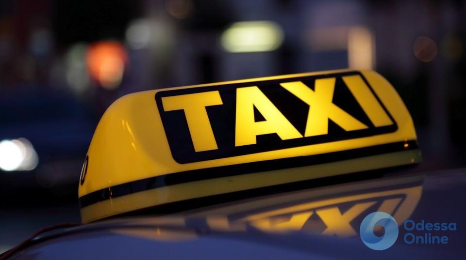 Измаильчанин отказался платить таксисту 2,5 тысячи гривен