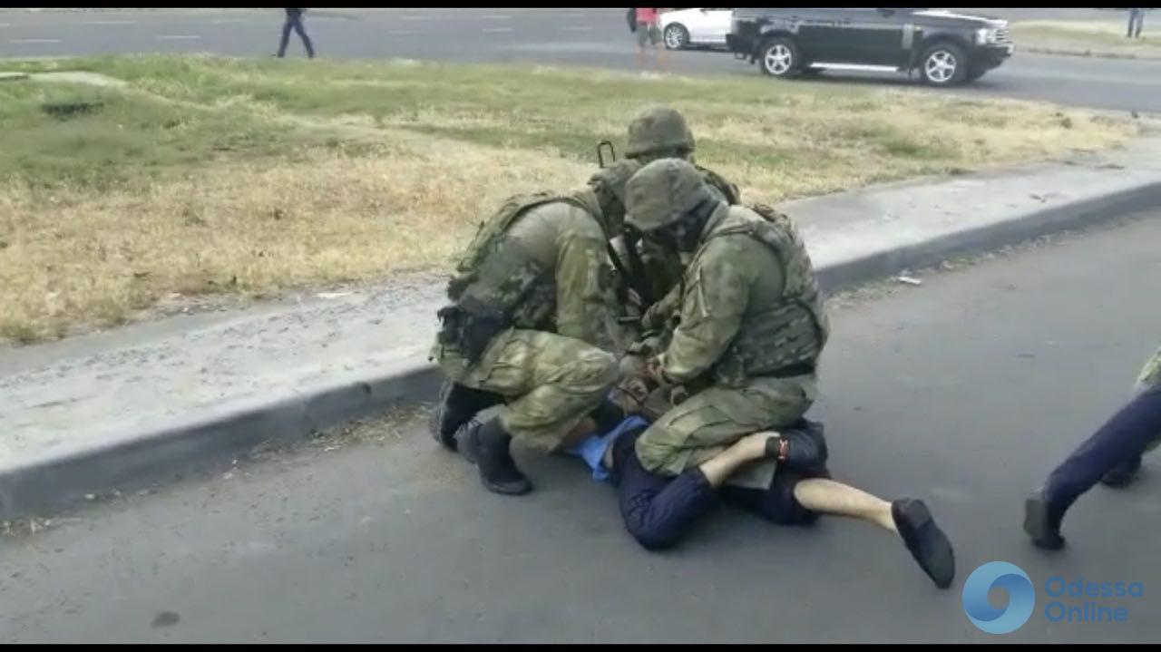 В Одессе отправили за решетку троих серийных грабителей