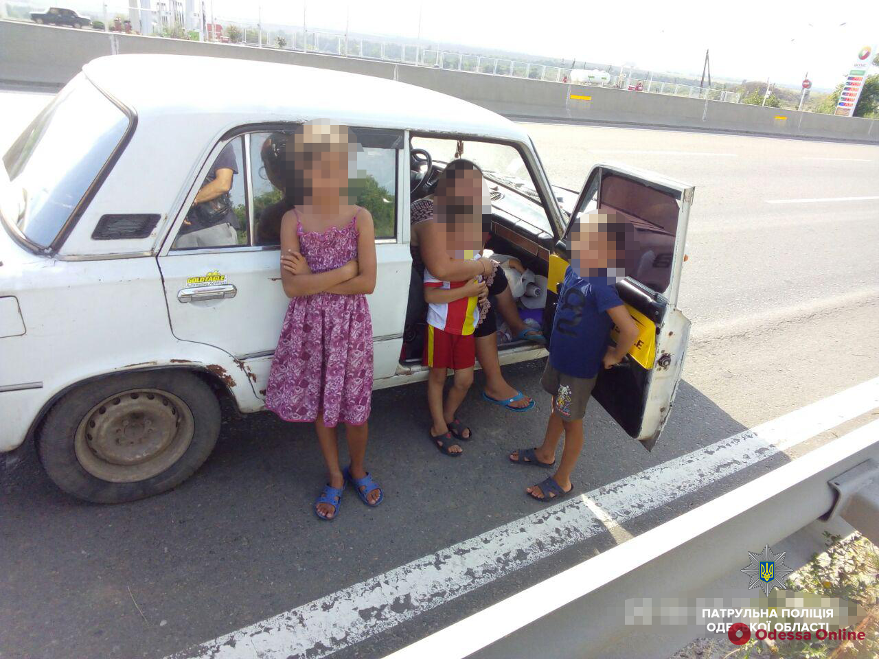 Ехал пьяный с детьми: полиция задержала нетрезвого водителя