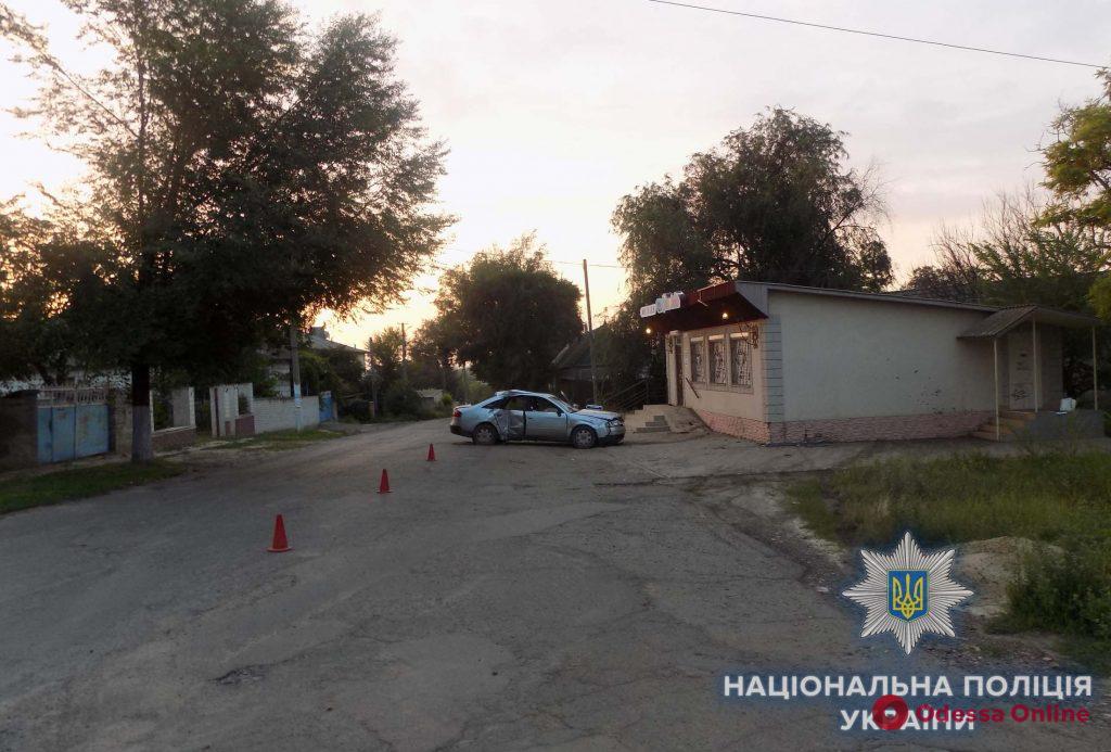 В Одесской области Audi врезалась в магазин: один из пассажиров скончался в больнице