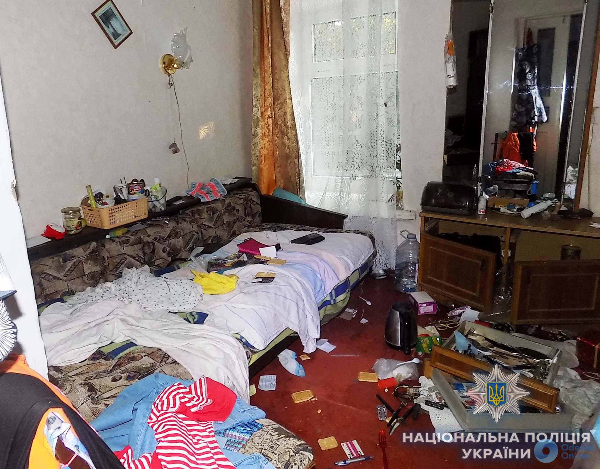 Белгород-Днестровский: вооруженный разбойник ворвался в частный дом Белгород-Днестровский: вооруженный разбойник ворвался в частный дом