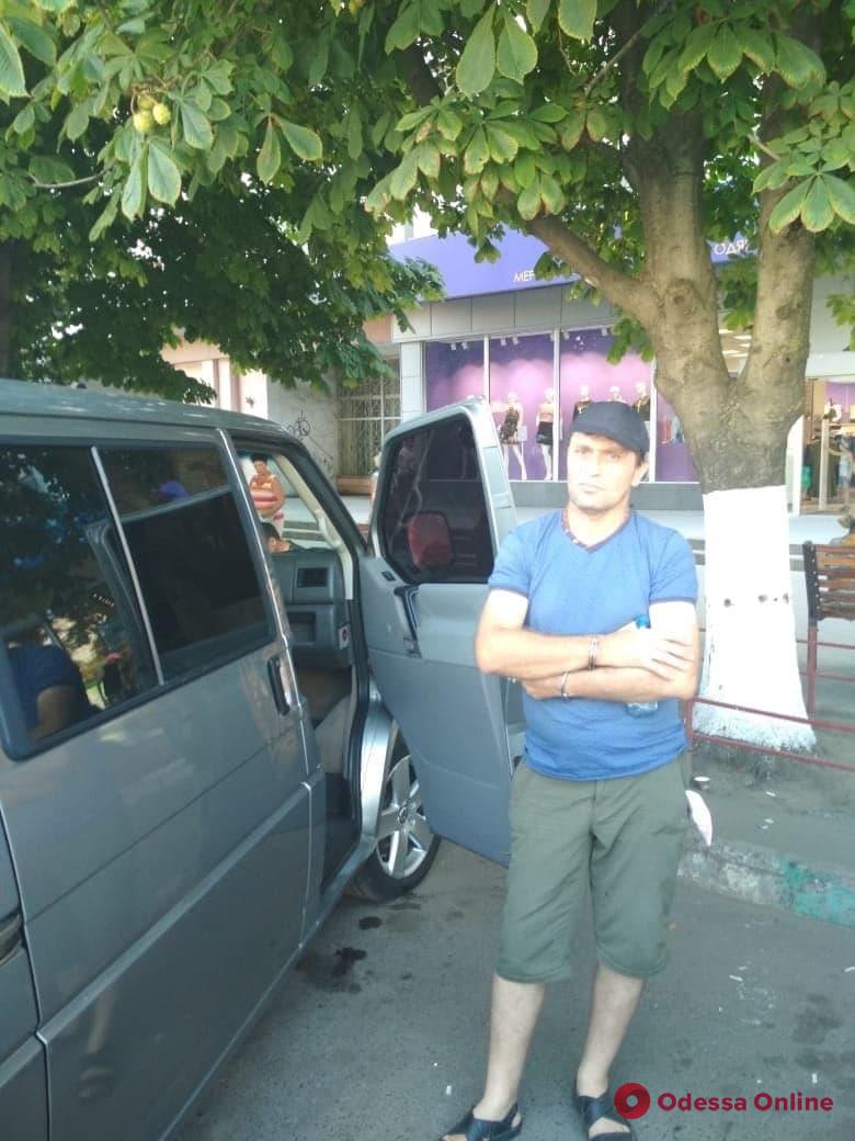 Сканировал сигнализацию: на Таирова задержали грузинского автовора