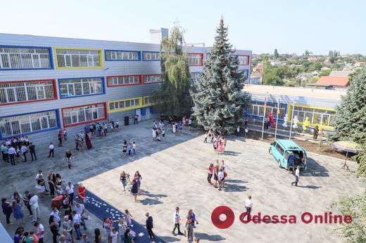 Одесса: школа в Кривой Балке открылась после капитального ремонта Одесса: школа в Кривой Балке открылась после капитального ремонта