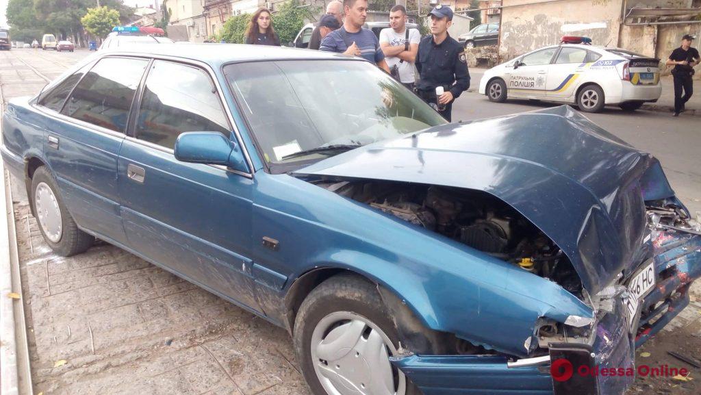 В Одессе на углу Балковской и Дальницкой произошло ДТП с пострадавшими (обновлено)