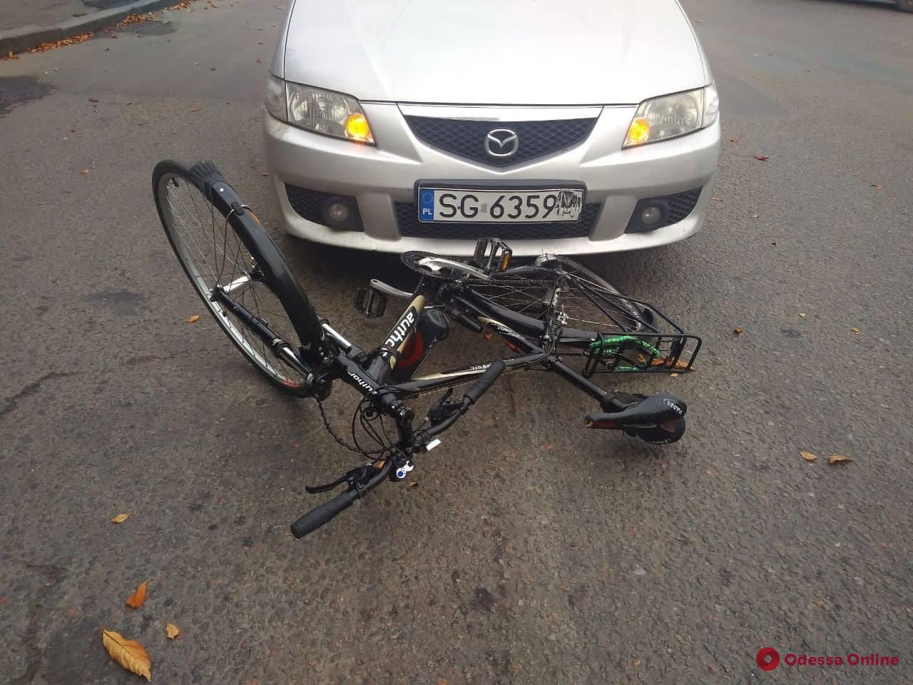 В Одессе сбили велосипедиста