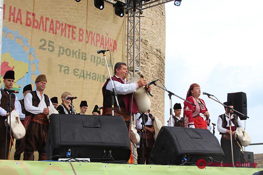 Одесская область: в Аккерманской крепости собрались тысячи болгар