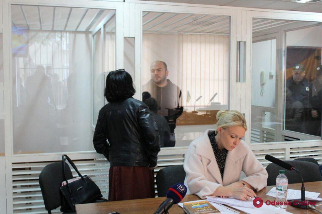 Суд отправил в СИЗО третьего подозреваемого в покушении на Олега Михайлика