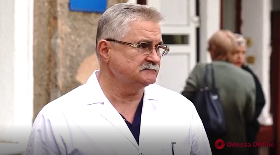 Покушение на одесского активиста: врачи пока не достали пулю