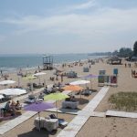 На одесских пляжах снесли незаконные самострои