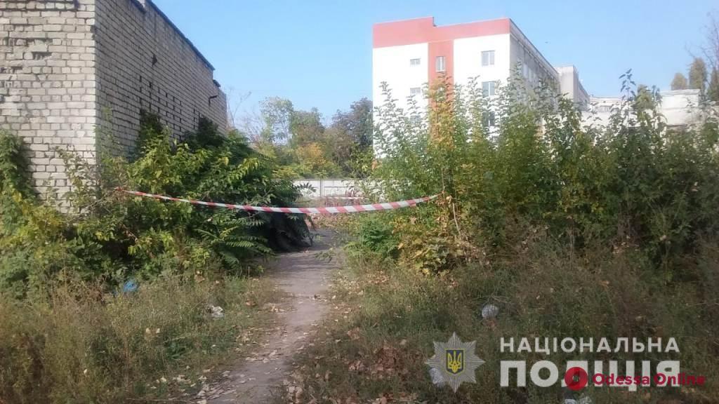 Одесса: в заброшенном здании нашли труп связанной женщины (обновлено)