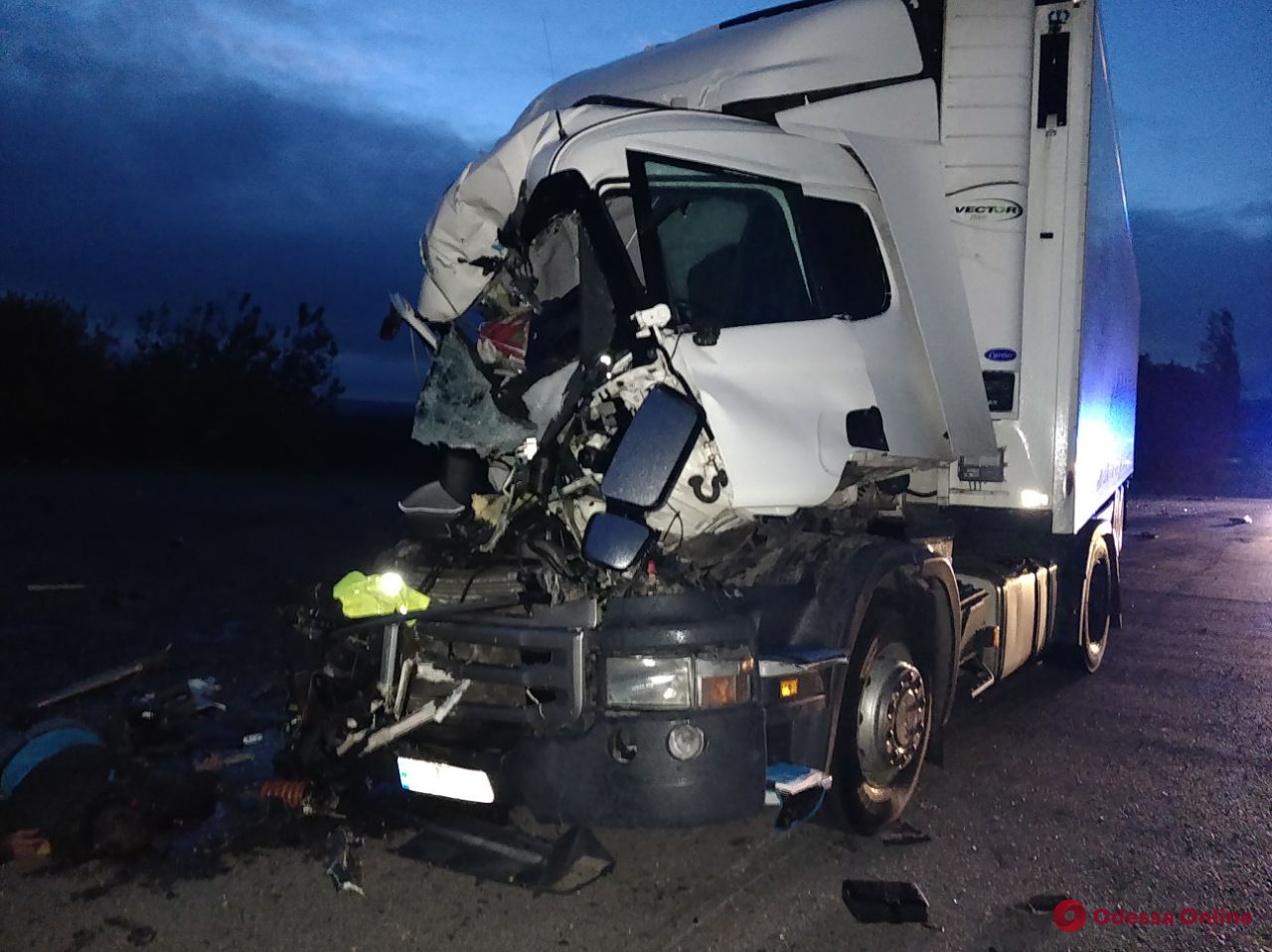 На трассе «Одесса-Киев» произошло смертельное ДТП с двумя грузовиками