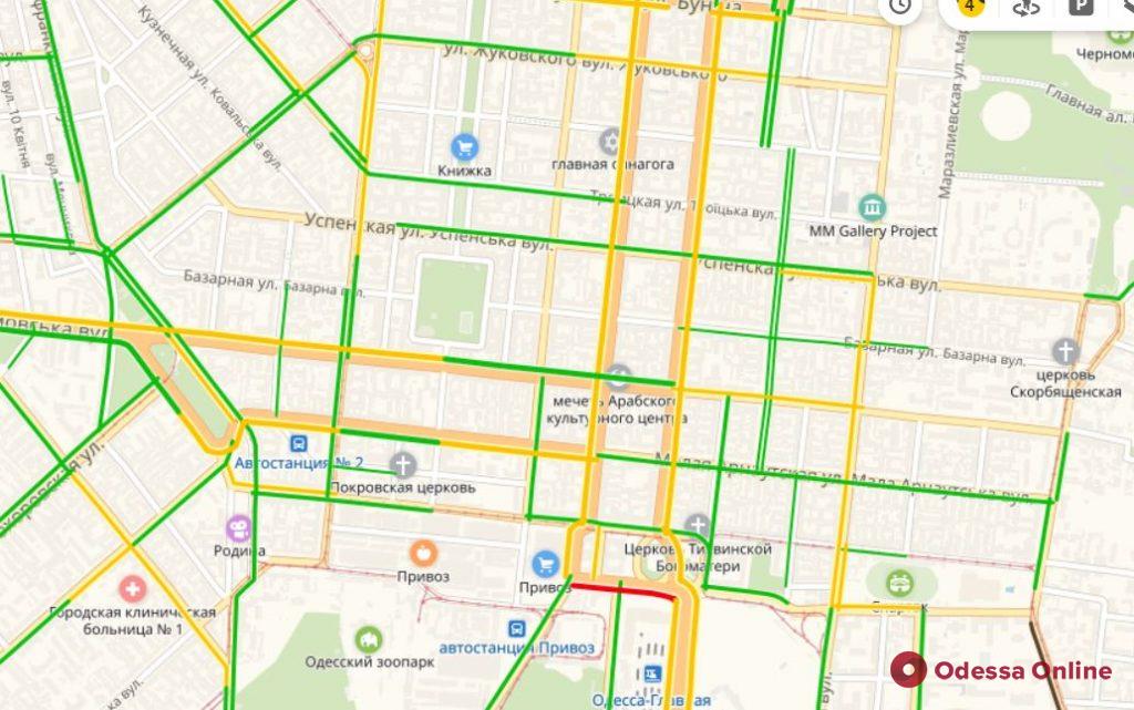 Дорожная обстановка в Одессе: традиционные пробки на поселке Котовского и Таирова