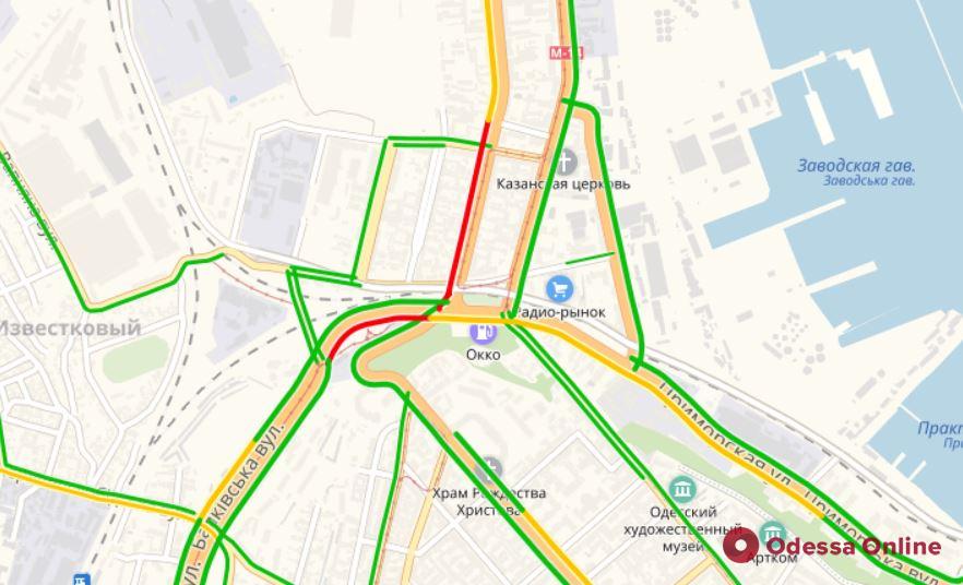 Дорожная обстановка в Одессе: пробки в центре и на Черемушках