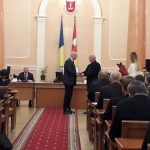 Трем одесским семьям вручили ордера на квартиры