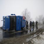 В Одесской области грузовик перевернулся и перекрыл дорогу