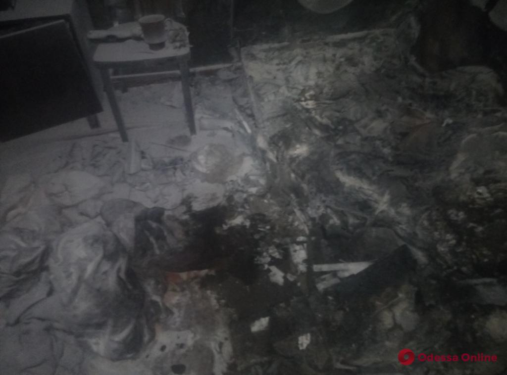 Одесская область: в сгоревшем доме обнаружили тело погибшей женщины
