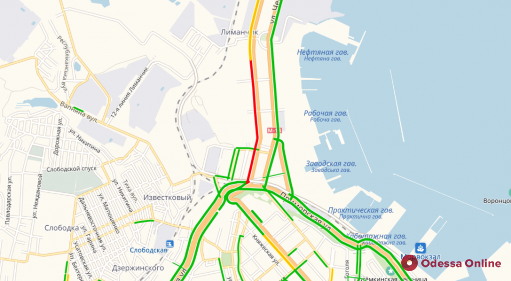 Дорожная обстановка в Одессе: большие пробки на Пересыпи и Среднефонтанской