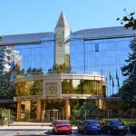 Полиция проверяет сообщение о минировании здания Хозсуда