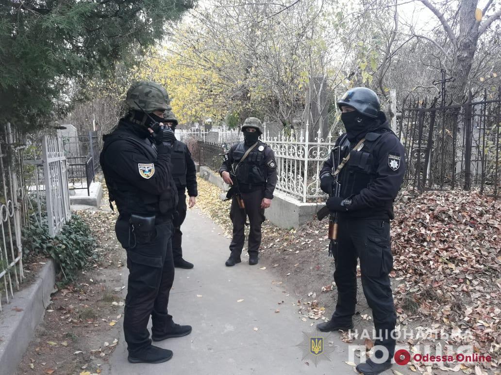 В Одессе на Слободском кладбище зарезали мужчину (обновлено)