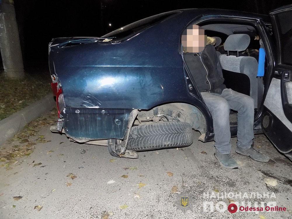 В Одесской области пьяный неадекват угнал авто и попал в ДТП
