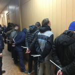 Полный райотдел фанатов: полиция задержала слишком буйных футбольных болельщиков (фото)